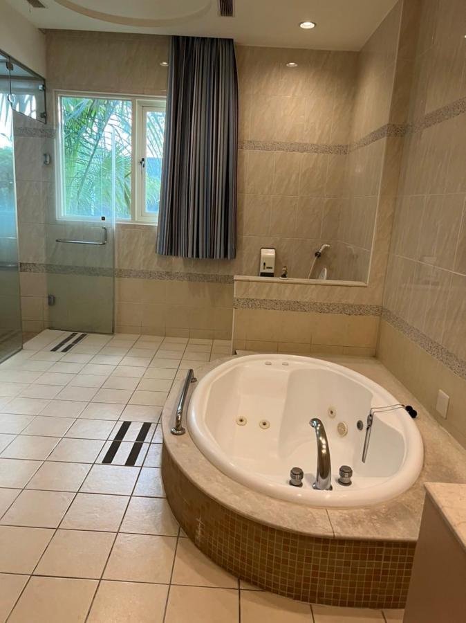 גאושיונג Lisa Motel מראה חיצוני תמונה